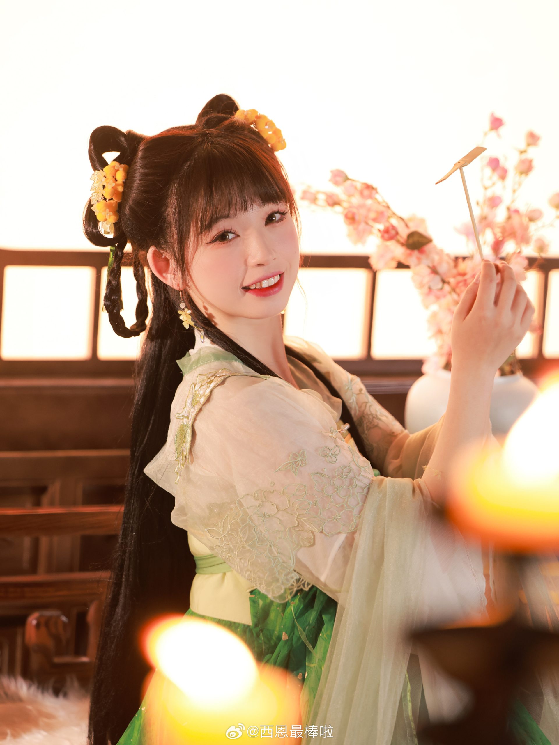 看起来可可爱爱，背地里原来是个小酒鬼！ 汉服@西恩最棒啦-米哈社