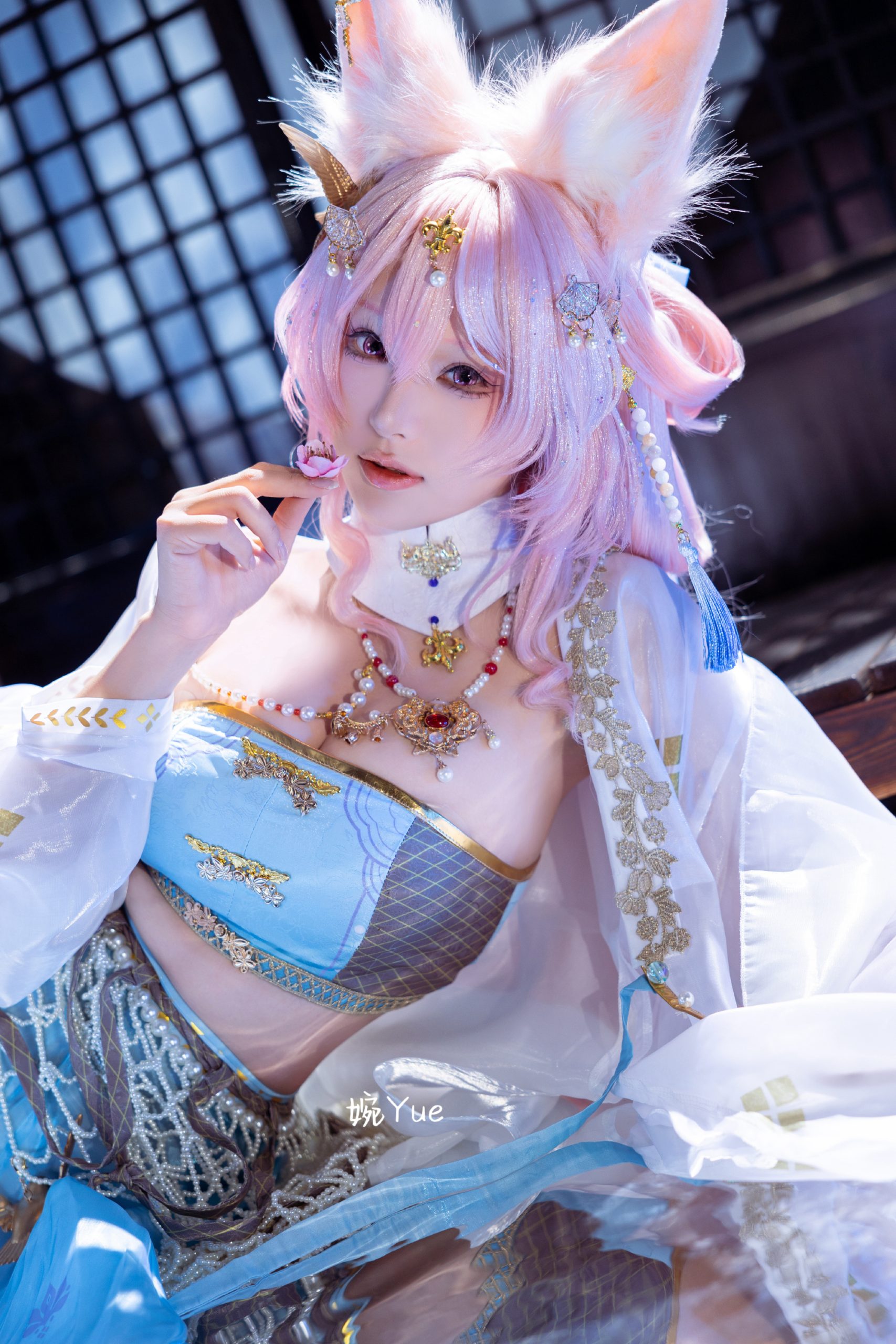 cosplay 明日方舟 行梦侧畔 鸿雪cos@-婉Yue-目标减到99斤-米哈社