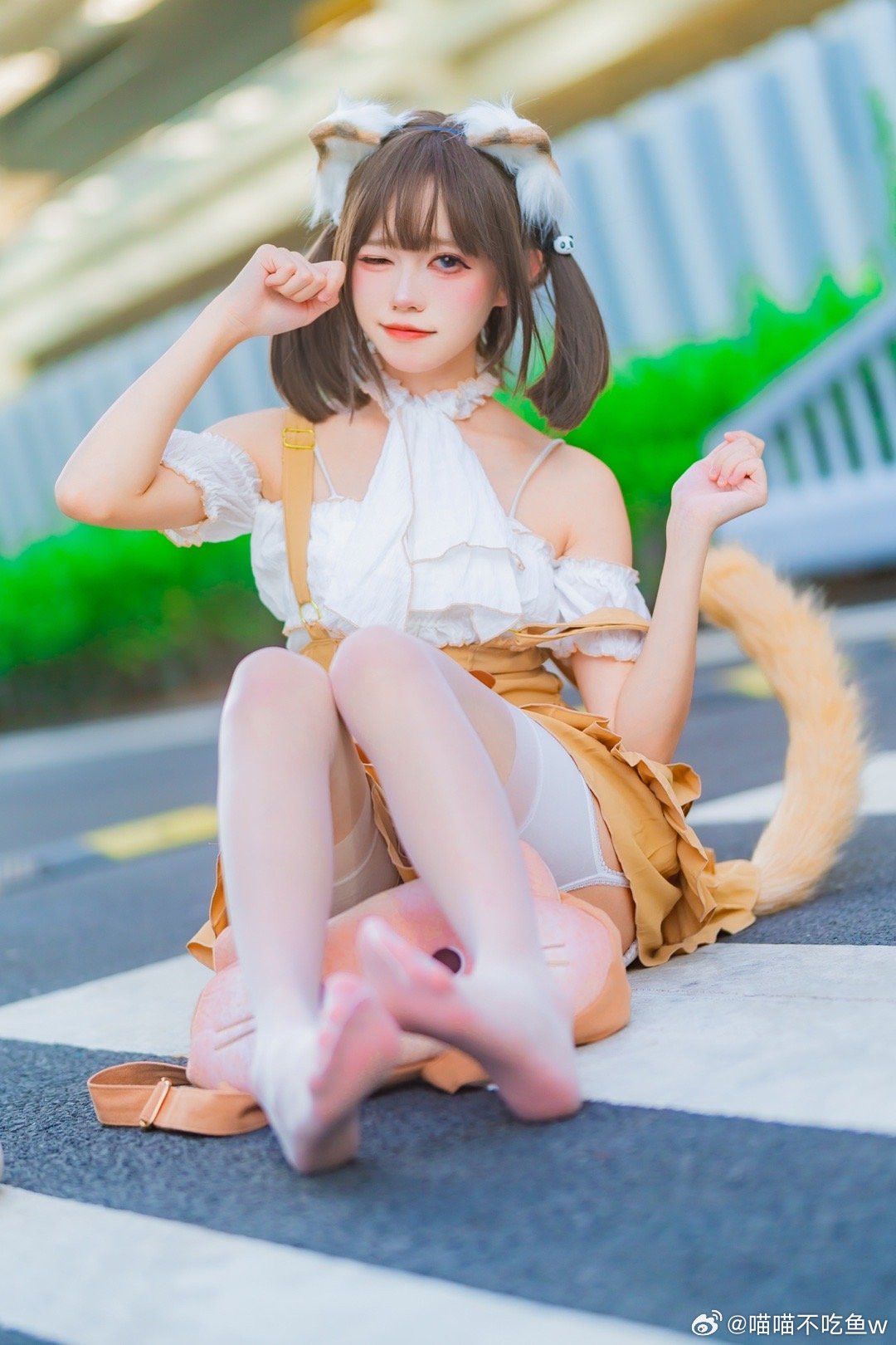 讨厌你 每个小猫你都想摸˃ ˄ ˂̥̥@喵喵不吃鱼w-米哈社