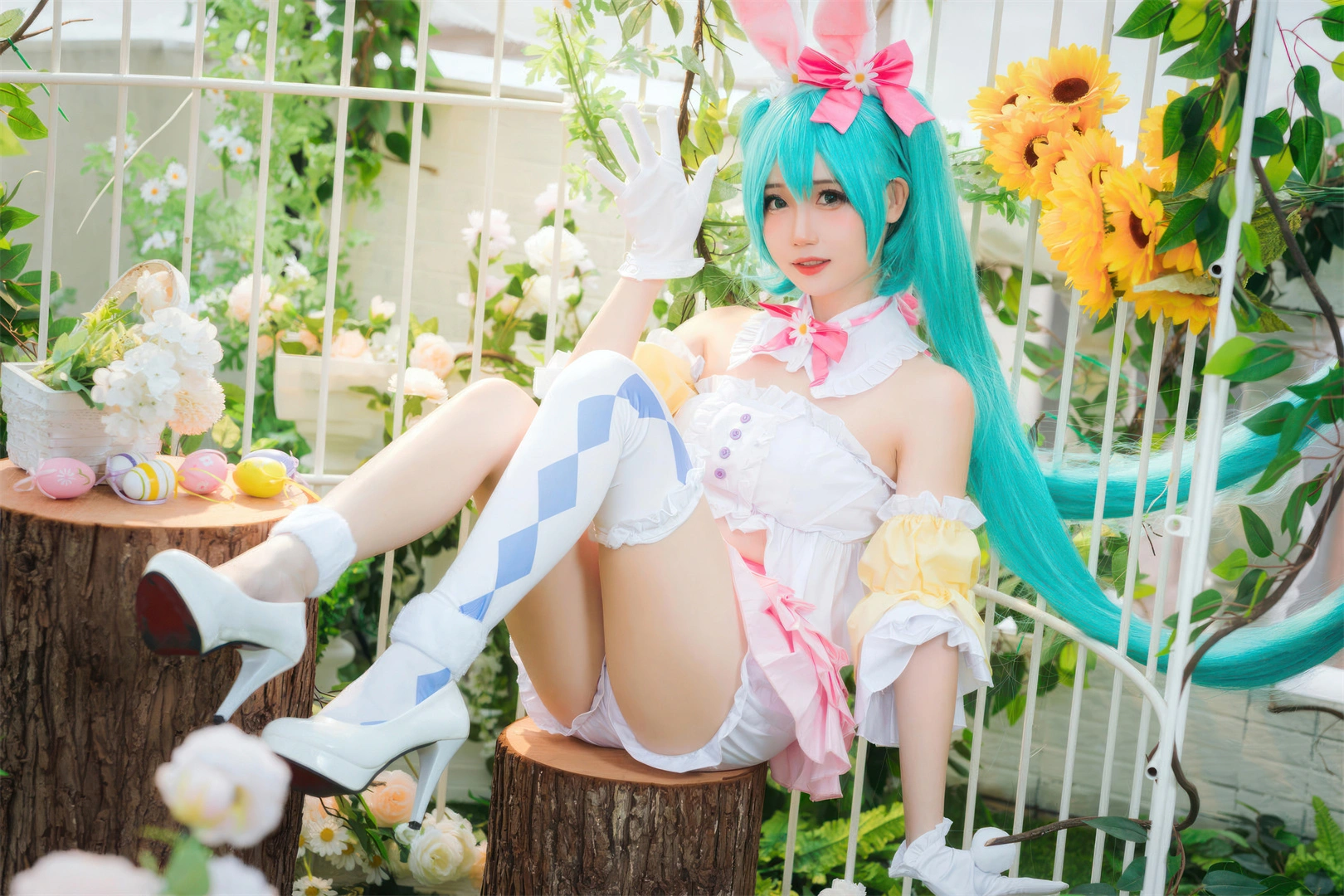 [在线图集] COSPLAY 焖焖碳 初音未来 复活节兔子[22P]-米哈社